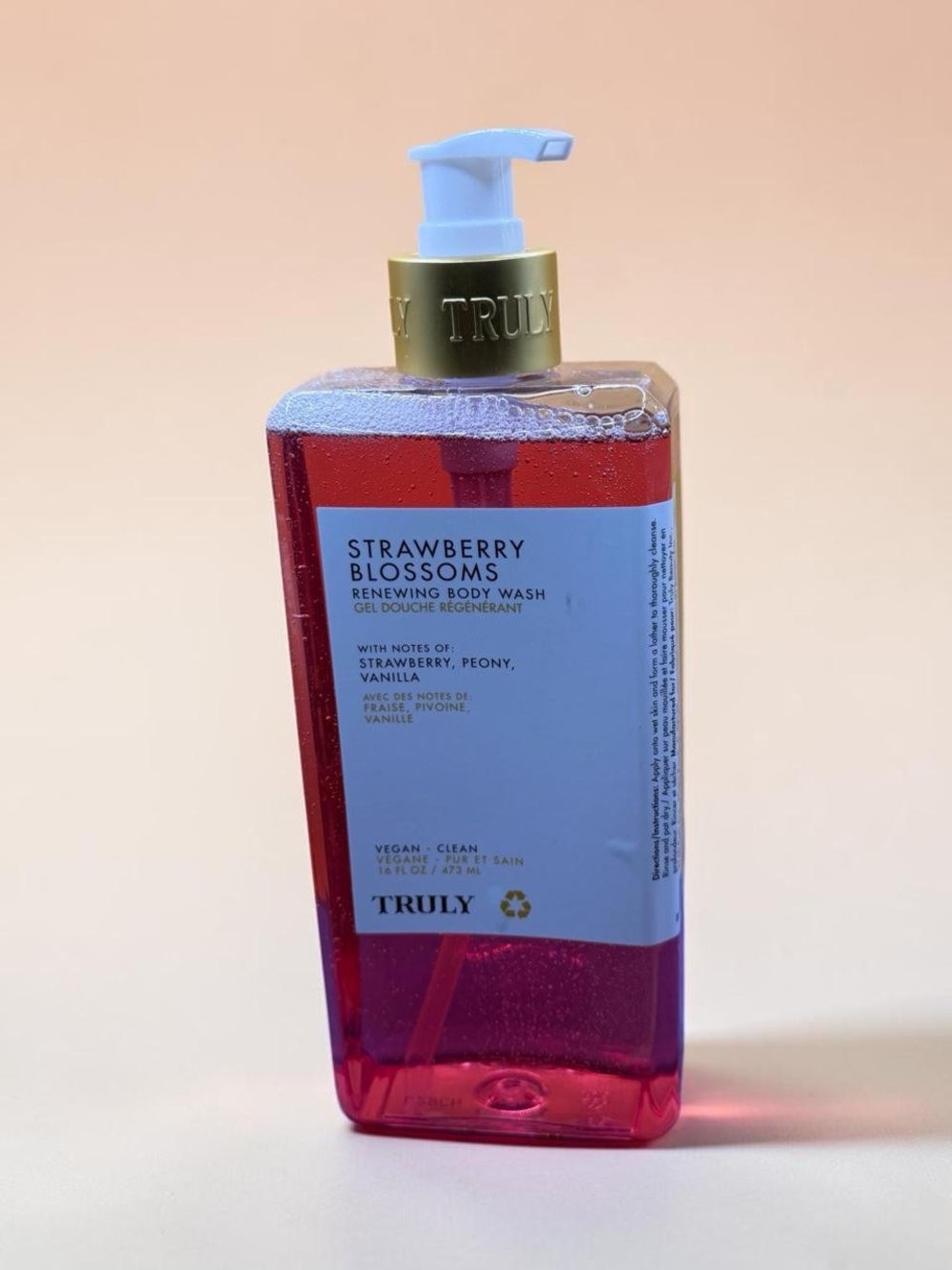 Truly Beauty Strawberry Blossoms Renewing Body Wash NWT
